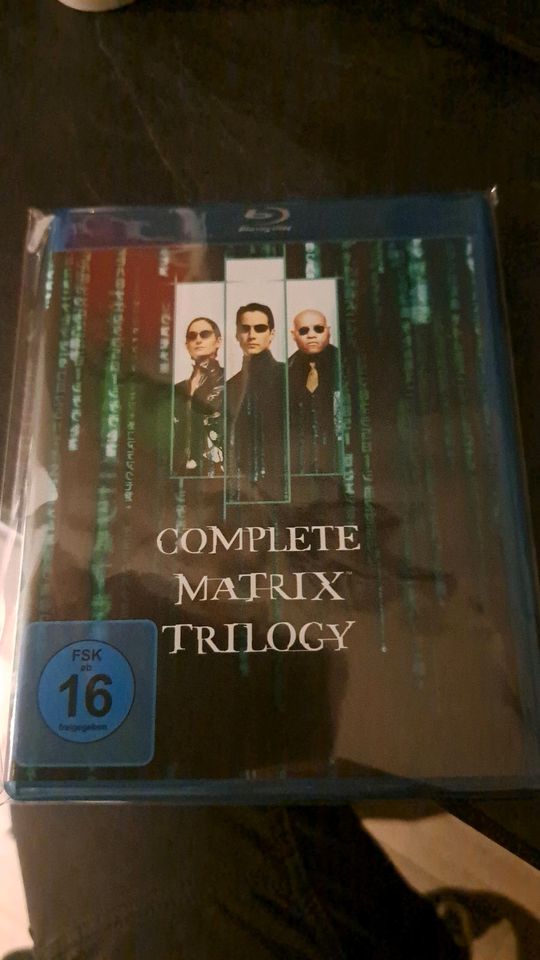 Matrix Reloaded Revolutions Trilogie Blu Ray Top Zustand in Plettenberg