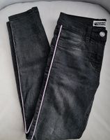 Neue,ungetragene Skinny Jeans gr.140, schwarz Berlin - Spandau Vorschau