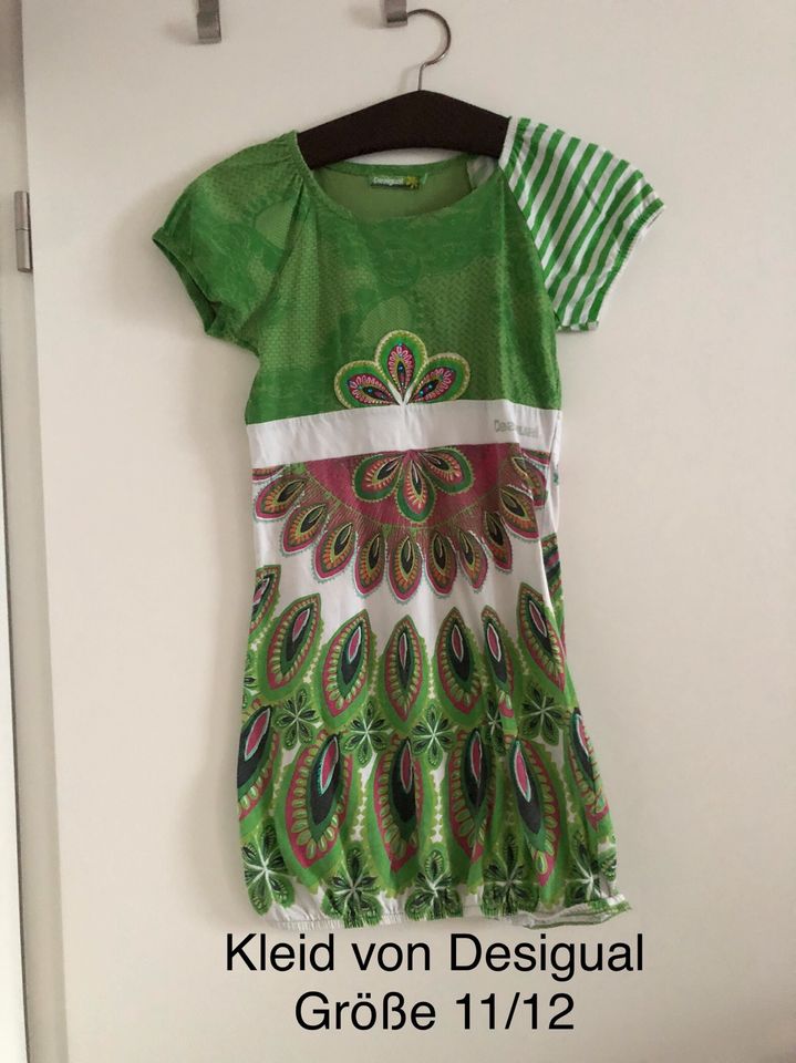 Desigual Kleid Größe 11/12 in Düsseldorf