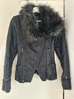 Guess Damen Jacke grau Fell München - Laim Vorschau