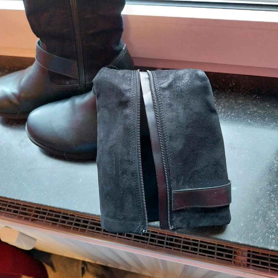 Mädchen Stiefel in Bremen