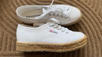 SUPERGA Leinenschuhe Plateau Nordrhein-Westfalen - Düren Vorschau