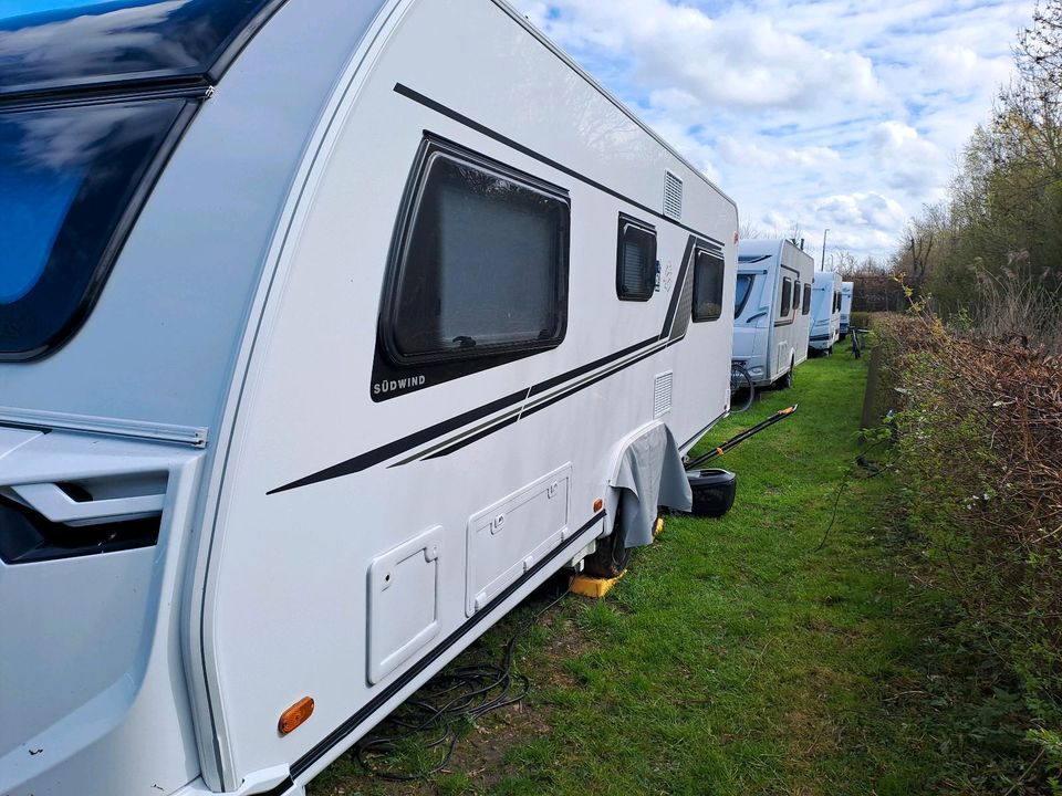 Wohnwagen Knaus 650ux in Waldfeucht