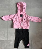 Nike Baby Trainingsanzug Jacke Hose Rosa Gr. 56-62 3 Monate Köln - Ehrenfeld Vorschau