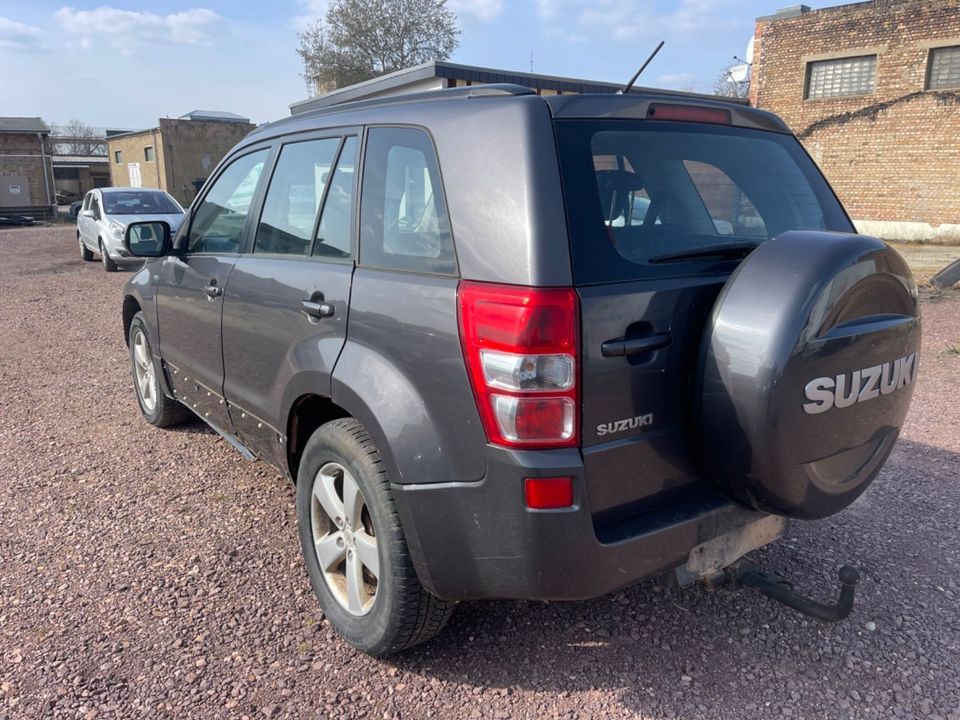 Suzuki Vitara in Halle