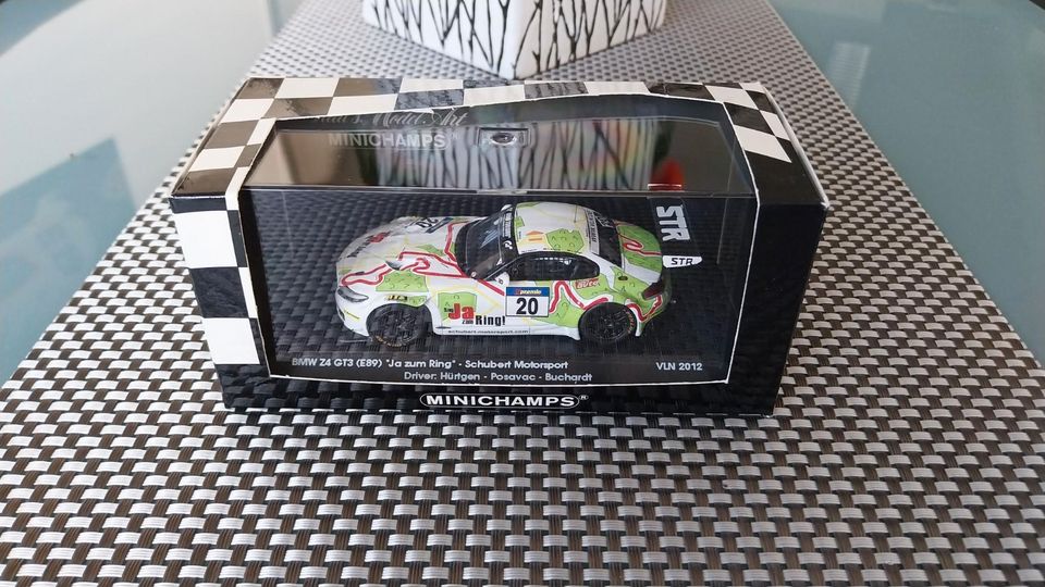 Schubert Motorsport BMW Z4 GT3 VLN 2012 Ja zum Ring Umbau 1:43 in Walluf