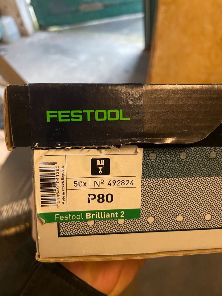 Festool RS 1 C Rutscher mit Koffer und Schleifpapier - an Bastler in Düsseldorf