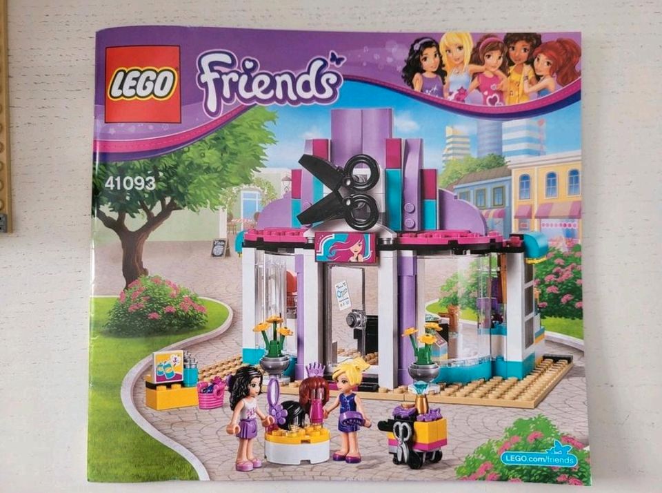 Lego Friends Heartlake Friseursalon 41093 in Paderborn