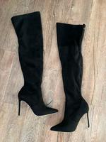 Guess High Heel Overknee Stiefel Wildleder schwarz Gr.38 neu Kreis Pinneberg - Uetersen Vorschau