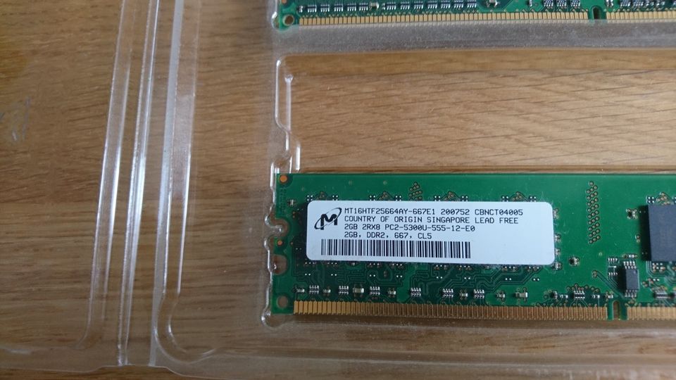 Arbeitsspeicher DDR2 667MHZ CL5 1GB + 2GB RAM in Köln