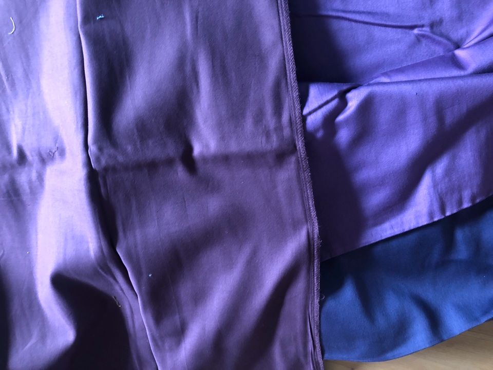 2 teilig Bettwäsche mit Reißverschluss violett 200x 135 cm in Urmitz