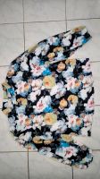 Retro Bluse Blüschen mit Blumen ️ Gr. XL 44 NEU chic Hessen - Allendorf Vorschau