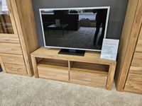 Neu TV Schrank Lowboard Front Wildeiche massiv geölt 138cm 2x SK Nordrhein-Westfalen - Bocholt Vorschau