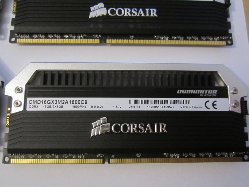 32GB DDR3-1600 RAM - Corsair Dominator Platinum (4x8GB) in Hannover