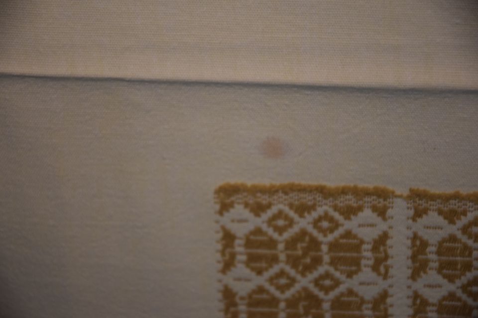 5 Tischdecken (Mitteldecke), einfarbig, kariert oder weiß geblümt in Ettlingen