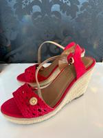 Tom Tailor Keilabsatz Sandalen Sandaletten 39 rot Hessen - Bebra Vorschau