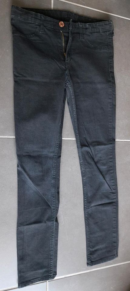 4 Jeans Skinny Fit Gr. 140/146 Mädchen in Oedheim