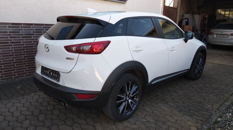 Autovermietung Leihwagen Mietwagen Mazda CX-3 AWD in Lötzbeuren