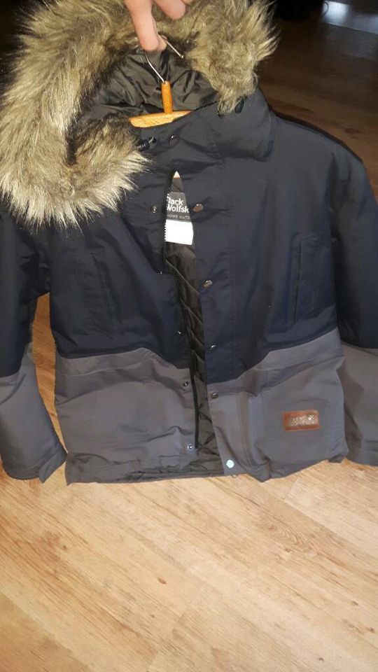 Jack Wolfskin Winterjacke in Kitzingen