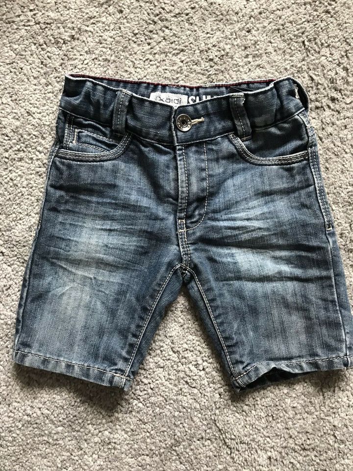 Jeansshorts von Okaidi Größe 3 Jahre 92 in Essen