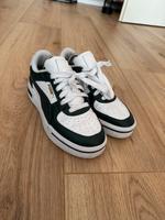 Puma CA Pro Sneaker Grün Weiß neuwertig 41 Leipzig - Gohlis-Nord Vorschau