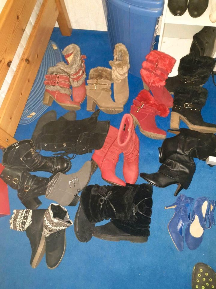 2x Pumps blau 39 und rot 39 Schuhe Hochzeit festlich in Steinheim