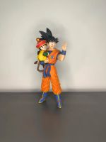 Dragon Ball Z Son Goku Figur 30cm mit Kid Gohan Nordrhein-Westfalen - Herten Vorschau