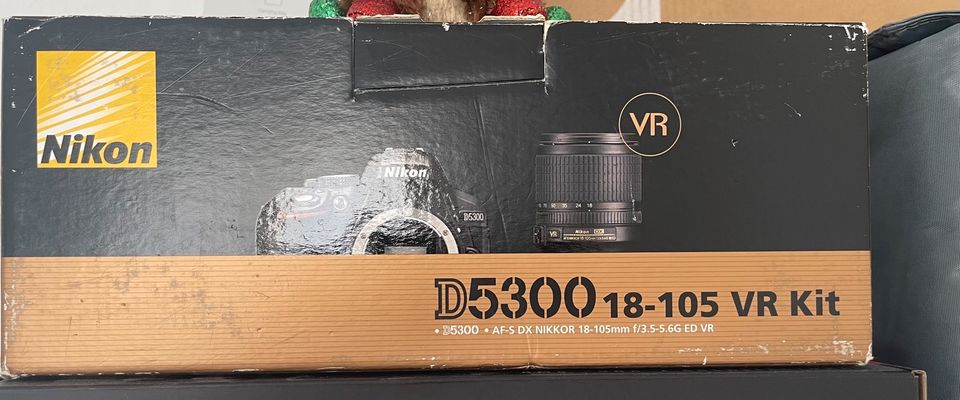 Nikon D5300 + objektive 18-105mm in Duisburg