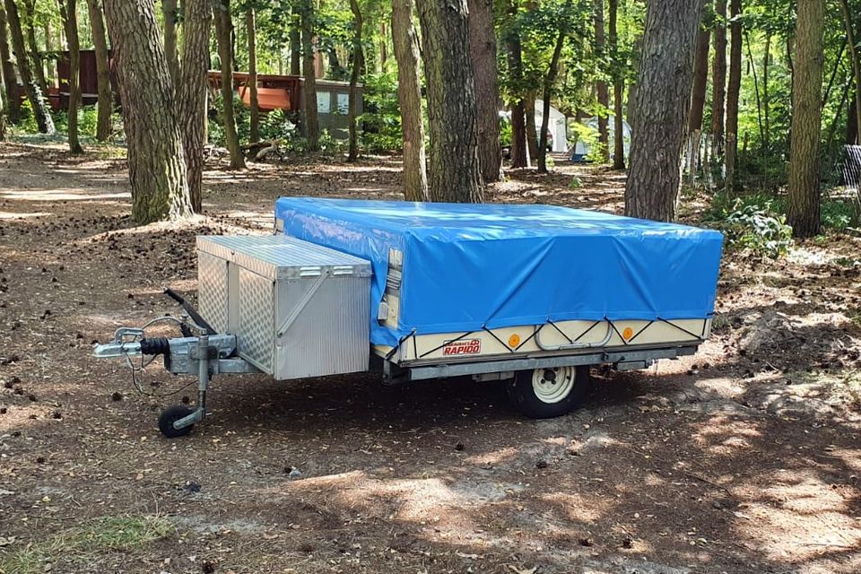 Rapido Confort-Matic Falt-Caravan für 4 Personen Wohnanhänger in Ottendorf-Okrilla