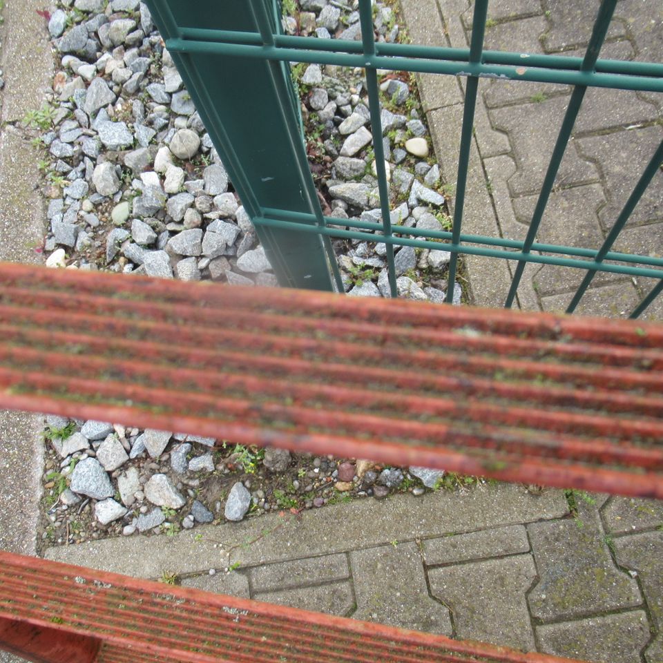 Stahl Eisenleiter / Feuerleiter ~ 316 cm hoch und 48 cm breit. in Meißenheim