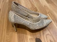 Pumps von Tamaris  Creme Gr. 40 Neu Sachsen - Rossau (Sachsen) Vorschau