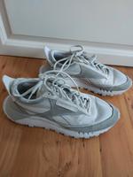 graue Sneakers Reebok Essen - Huttrop Vorschau