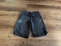 Jurassic World Sweatshorts Größe 140 Bayern - Roding Vorschau