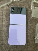 Samsung Galaxy flip 4 Lila Violet 128 GB sehr guter Zustand Handy Essen-West - Frohnhausen Vorschau