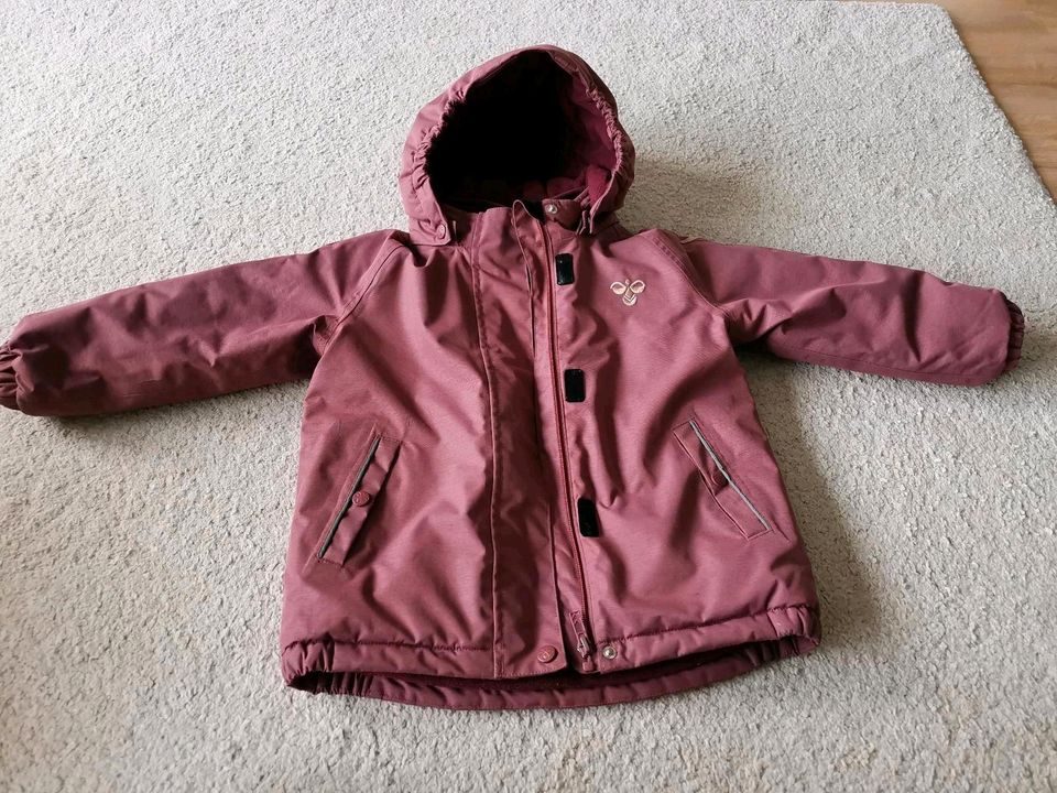 Hummel Winterjacke/ Funktionsjacke Gr. 104 in Nordrhein-Westfalen - Neuss |  eBay Kleinanzeigen ist jetzt Kleinanzeigen