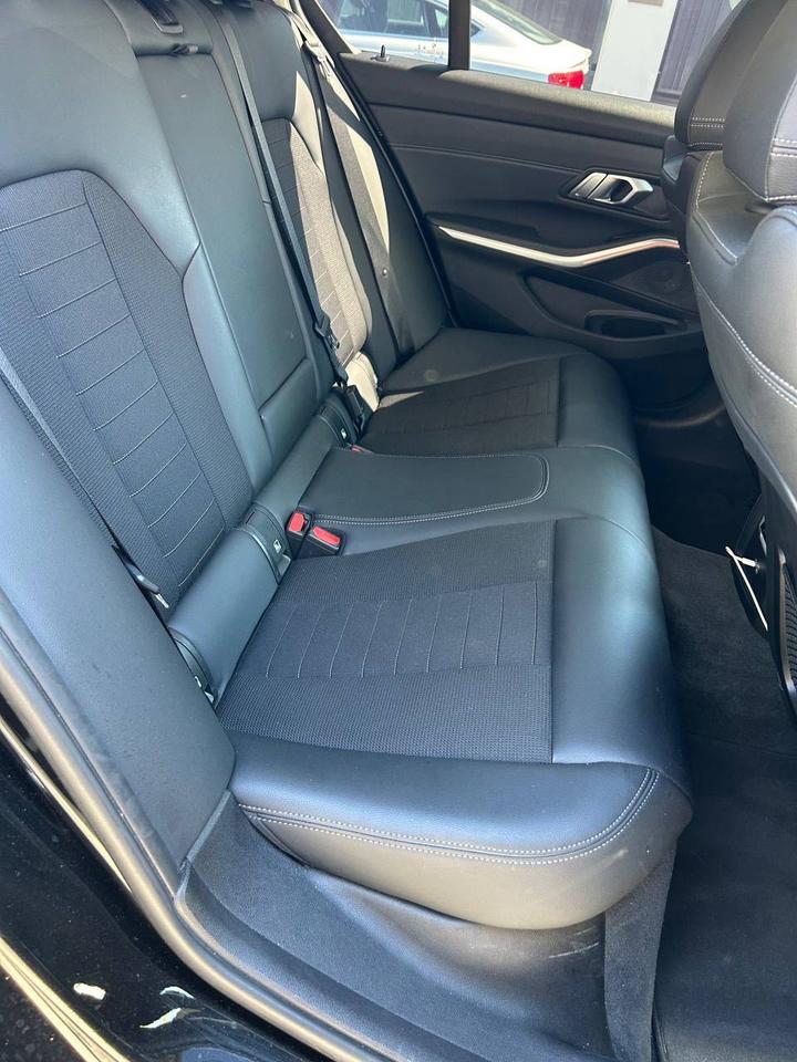 BMW G20 330i Sport Line Sport Getriebe Kamera el. AHK TÜV neu in Berlin