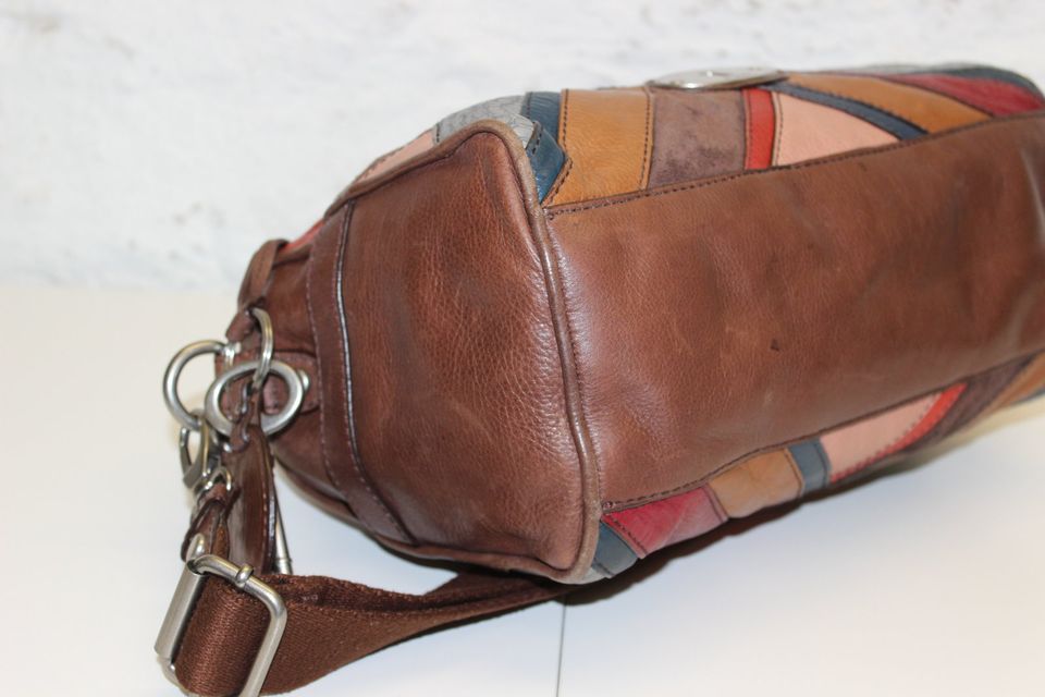 FOSSIL Maddox Dark Patchwork Tasche Leder Umhöngetasche Bunt Rot in Duisburg