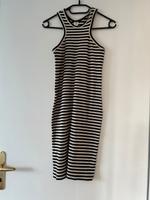 Beige/Schwarz gestreiftes Arket Kleid Neuhausen-Nymphenburg - Neuhausen Vorschau