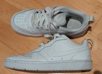 Nike Turnschuhe Sneaker weiß Gr. 36 - Konfirmation Abiball - Hessen - Gladenbach Vorschau