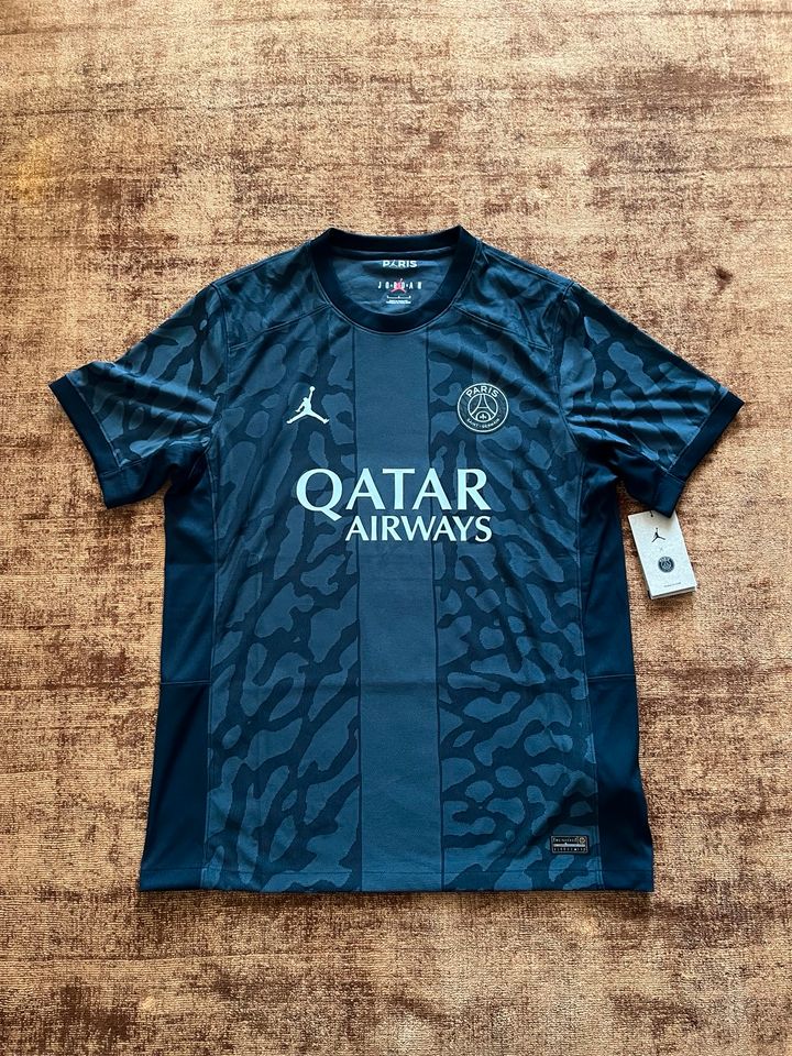 Nike PSG Paris Saint Germain Trikot authentisch in L in Berlin