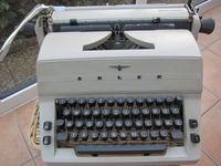 3 alte Schreibmaschinen für Sammler /Liebhaber/Dekoration Kreis Pinneberg - Rellingen Vorschau