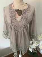 Seidenbluse / Spritzen Boho Bluse von Hallhuber in Gr. S Nordrhein-Westfalen - Lünen Vorschau