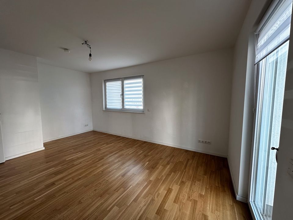 Außergewöhnliche 6-Zimmer Maisonette-Wohnung mit Garten in Langen (Hessen)