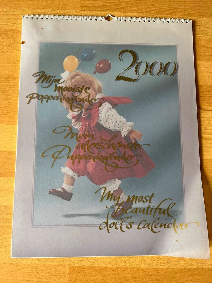 Kalender, Puppenkalender von 2000 in Krostitz