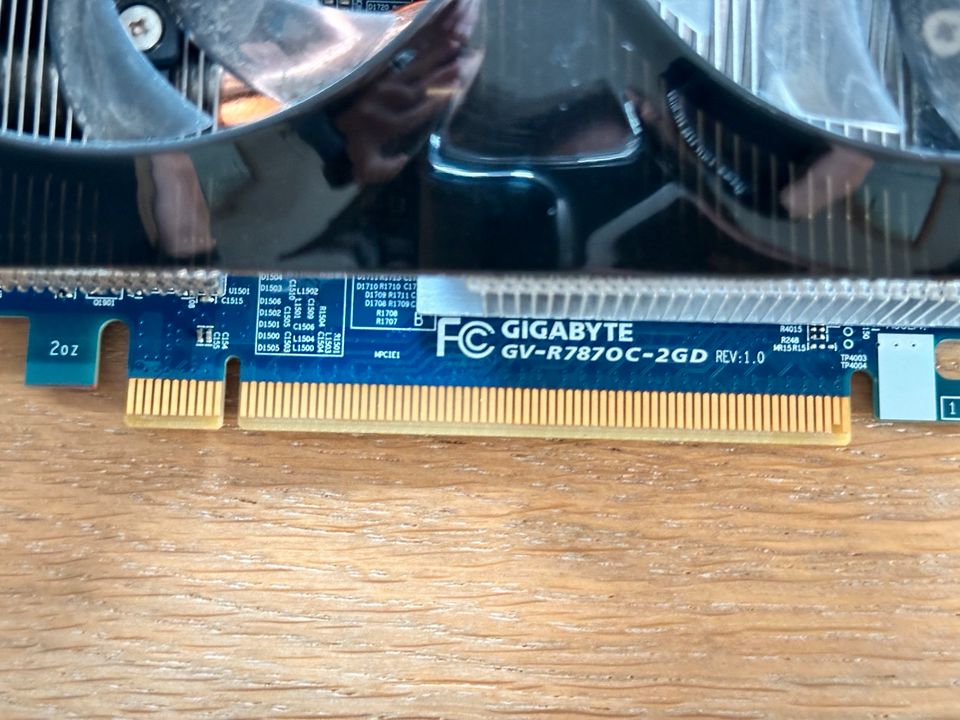 Grafikkarte Gigabyte GV-R787OC-2GD in Brachbach