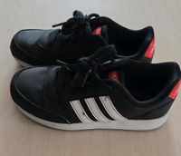 Adidas Sportschuhe Gr.31 Rheinland-Pfalz - Montabaur Vorschau