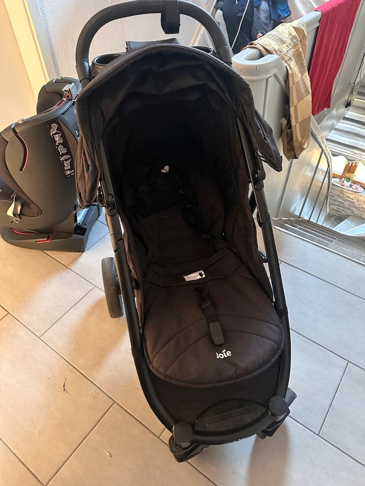 Kinderwagen Joie zu verkaufen in Oldenburg