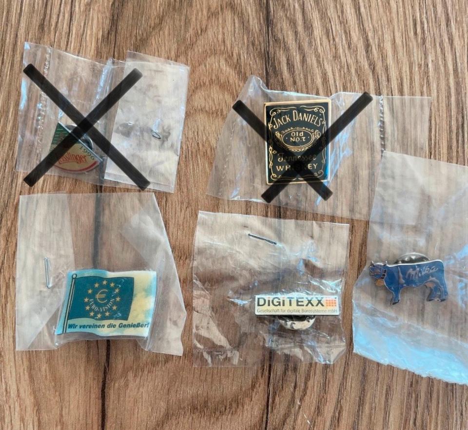Pins Jack Daniels DigiTexx Milka Leisslinger Euro Anstecknadel in Gundelsheim