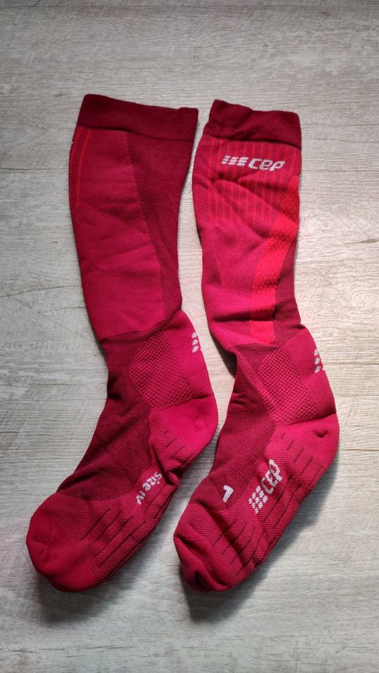 CEP Cold Weather Socks Women, rot, Gr. 40-43, NEU in Soltau