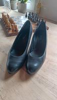 Paul Green Pumps schwarz Gr 6½ 40 echtes Leder Nordrhein-Westfalen - Bad Salzuflen Vorschau